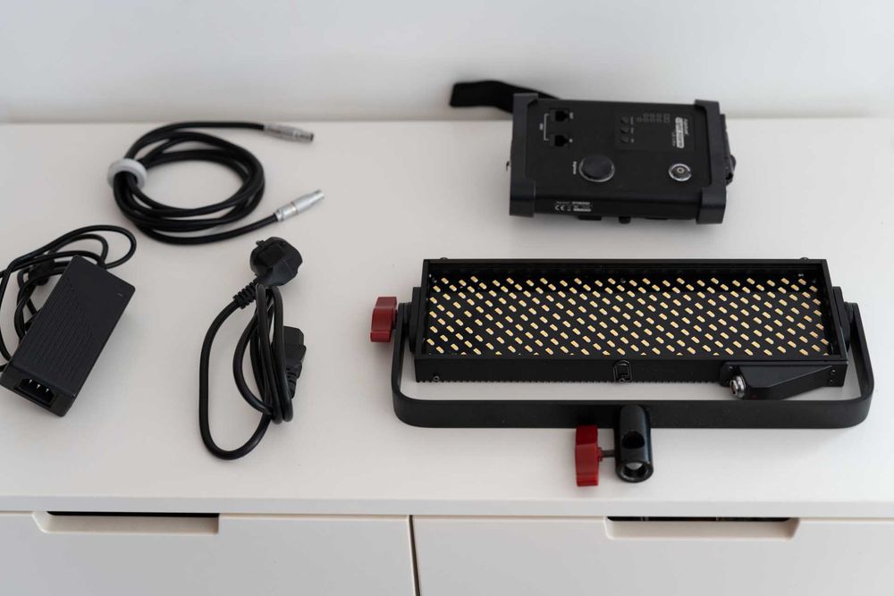 Aputure Light Storm LS 1/2w – Painel LED