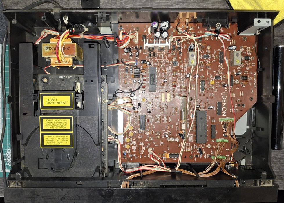 Denon DCD-600 + Comando Original (Para Restauro/Peças)