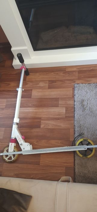 Дитячий самокат Roces