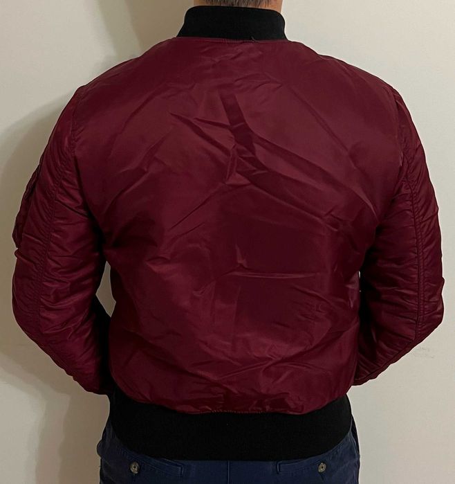 Jack & Jones стильний чоловічий бомбер куртка