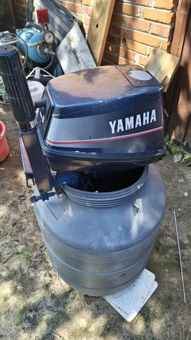 Silnik zaburtowy Yamaha 8 km