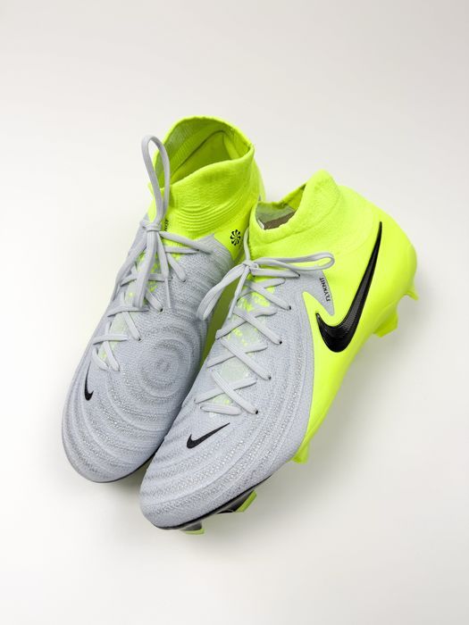 Оригінал! Чоловічі Футбольні Кросівки Nike Phantom Luna Pro 2 (41)