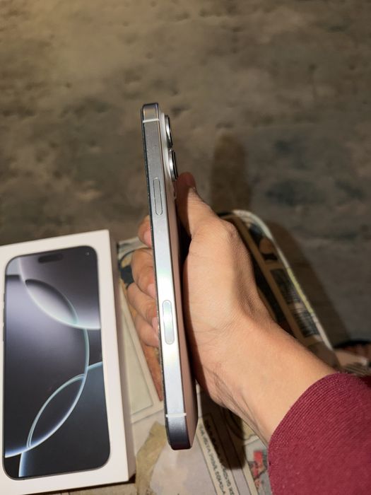 Iphone 16 Pro Max 256GB Branco