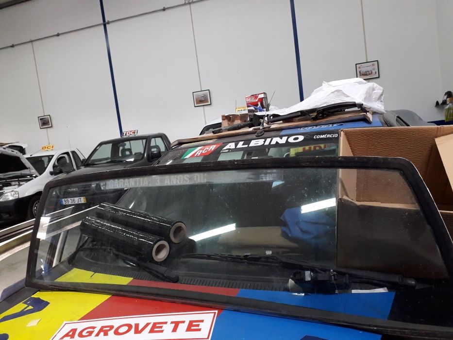 Nissan d 21 oculo trazeiro e forro do teto