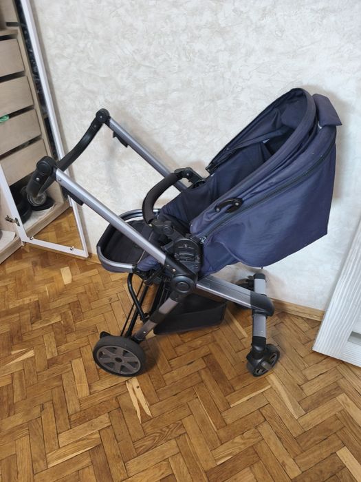 Продам коляску три в одному