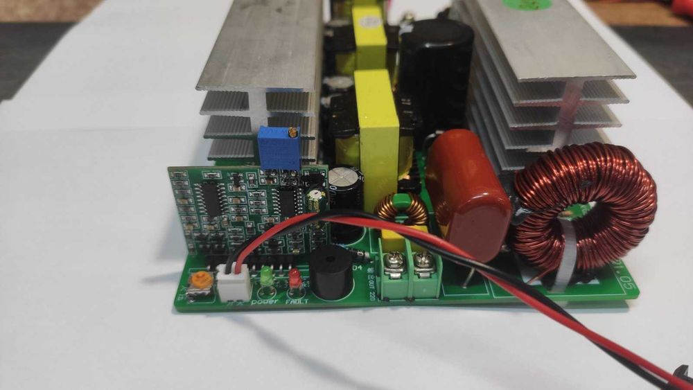 Інвертор 1000W (пік 1500W) чистий синус 12V (24V)/220V