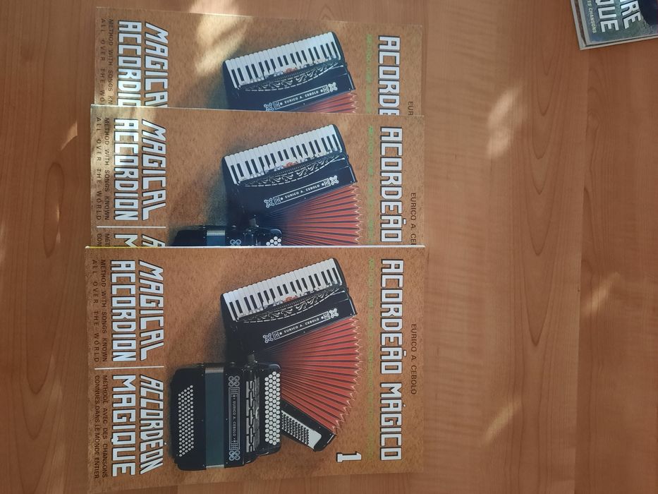 3 livros Acordeão Magico