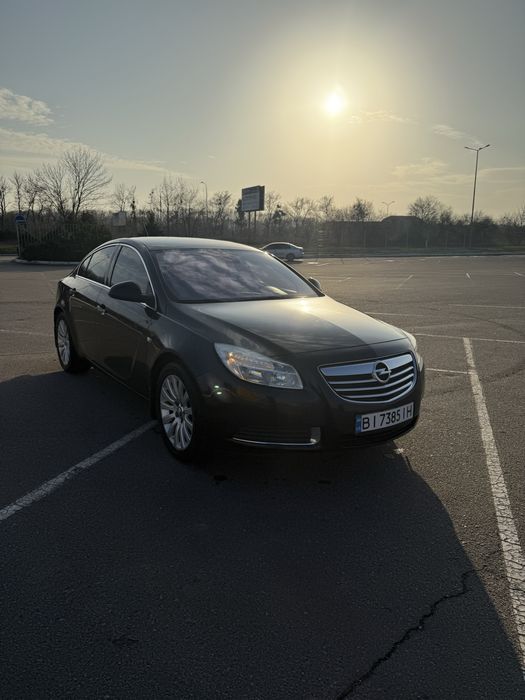Опель инсигния 2009