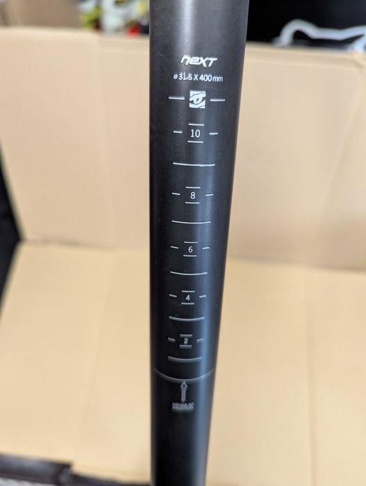 Sztyca podsiodłowa Race Face Next Carbon, 31.6mm x 400 mm