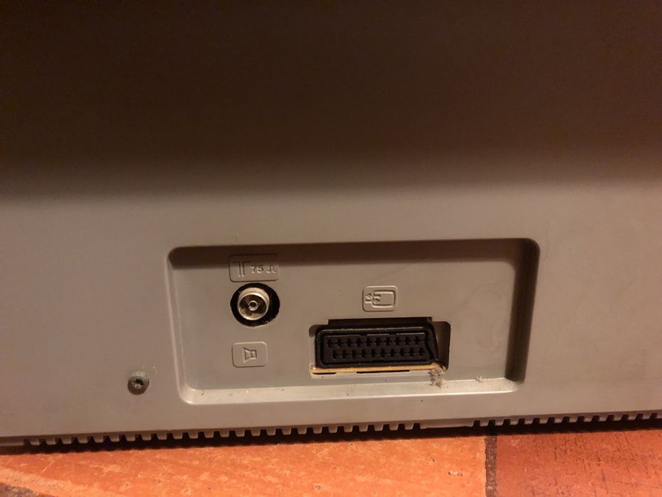 Televisão flatscreen THOMSON 21MX172