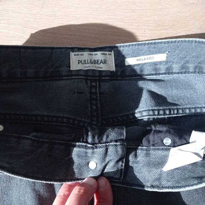 Oryginalne krótkie spodnie jeansowe PULL&BEAR pas 45cm