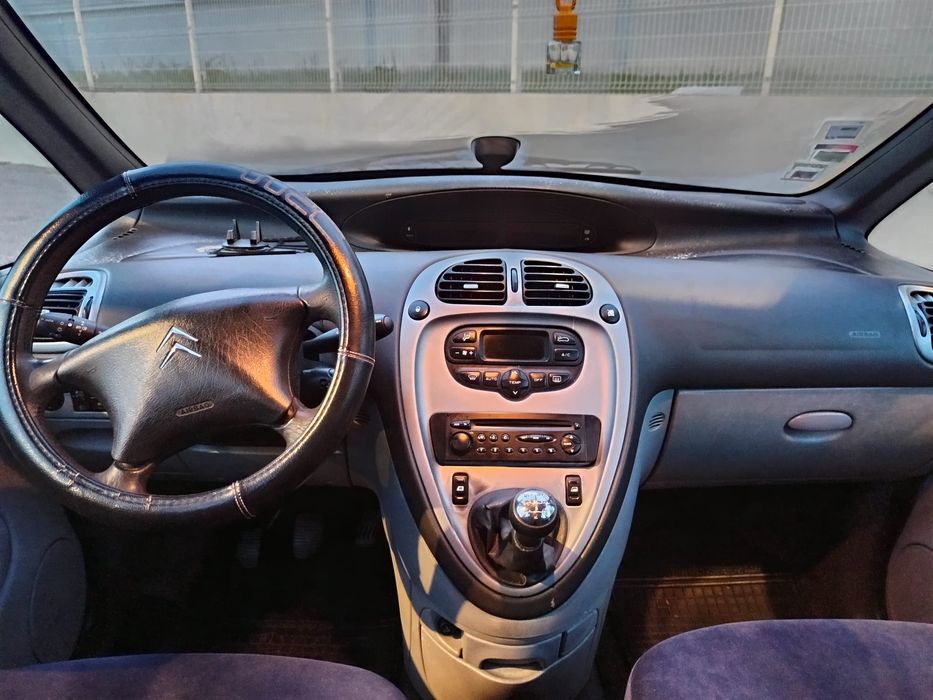 Vendo Citroen Xisara Picasso C5 foto 4