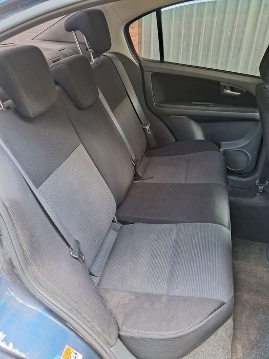 Авто Suzuki sx4.