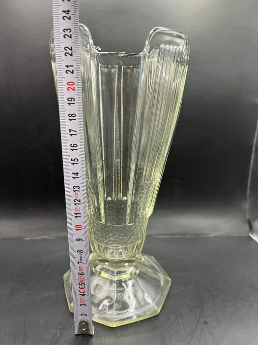 Wazon Hortensja / art deco / kolekcje / szkło /