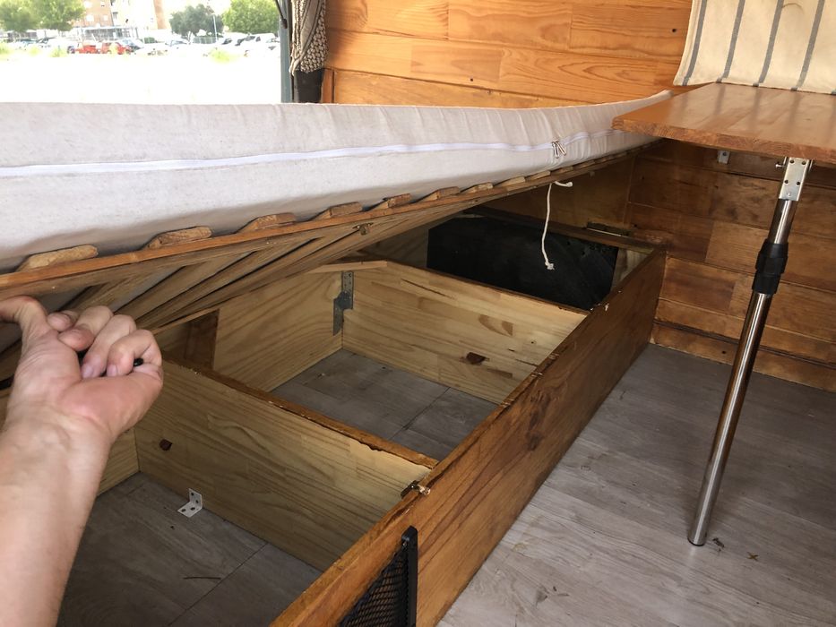 Especial dormitório campervan  legalizada  Ford Transit 2.5 turbo