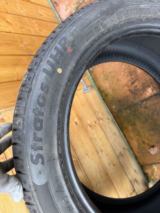 Star Performance stratos UHP 245/45/18 100H