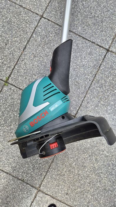 Podkaszarki bosch art 30