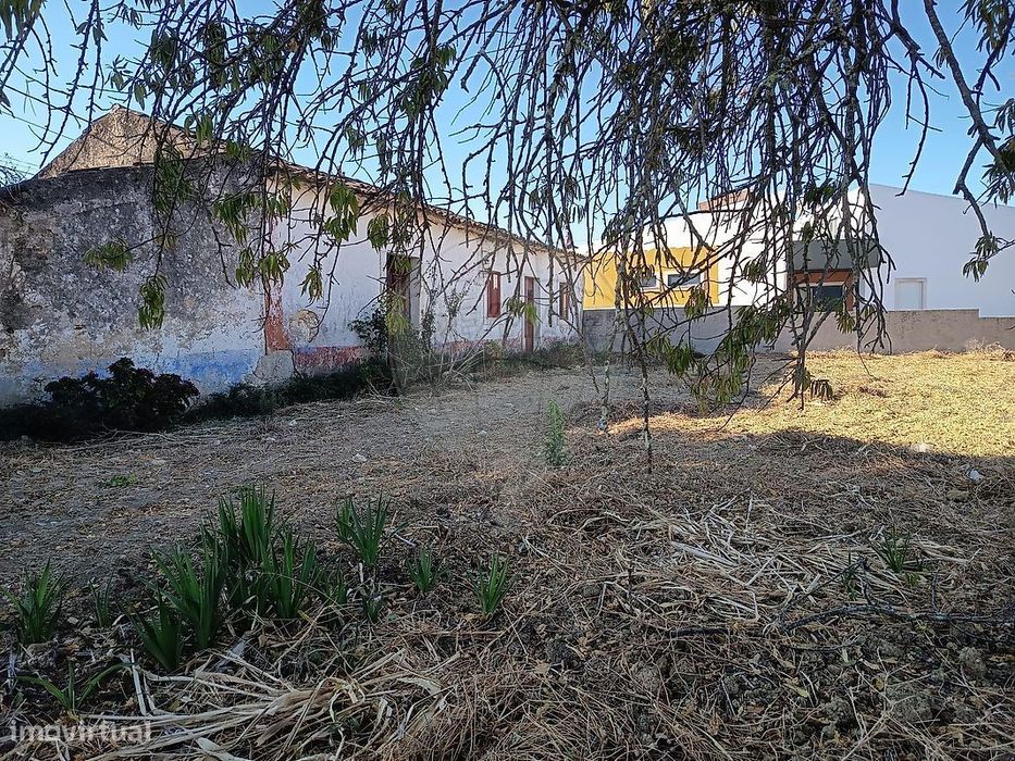 Moradia T2 para venda — Casével E Vaqueiros, Santarém