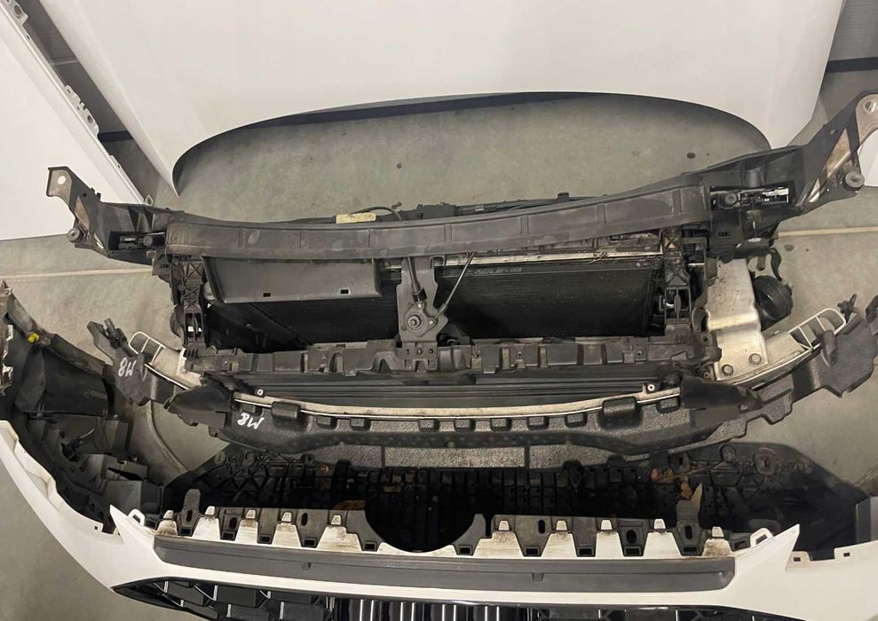 A4 B9 S4 A4 Sline разборка бампер запчасти Audi A4 B9 рестайл