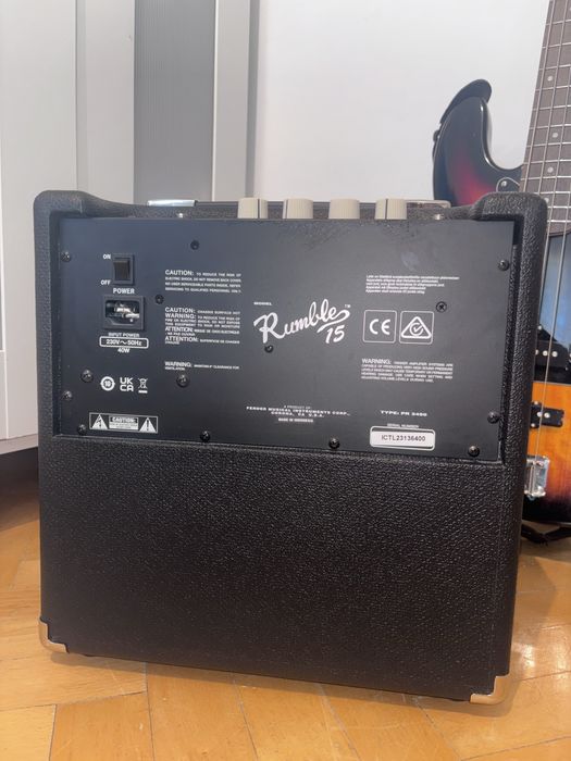 Gitara basowa squier