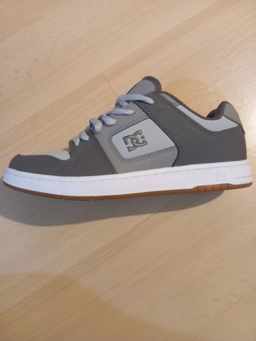 Sapatos DC originais, tamanho 39