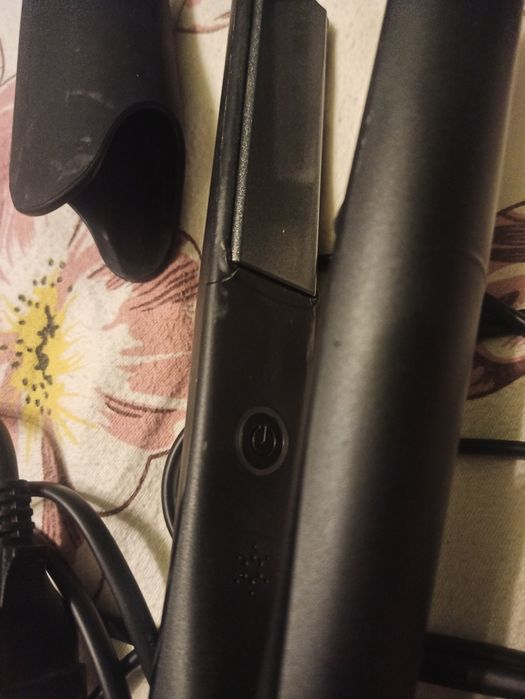 Професійний випрямляч для волосся ghd gold
Під відновлення