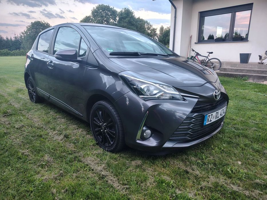 Toyota Yaris Yaris wersja Y20 kamera navi