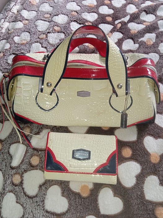 Сумка лакірована кожа з гаманцем