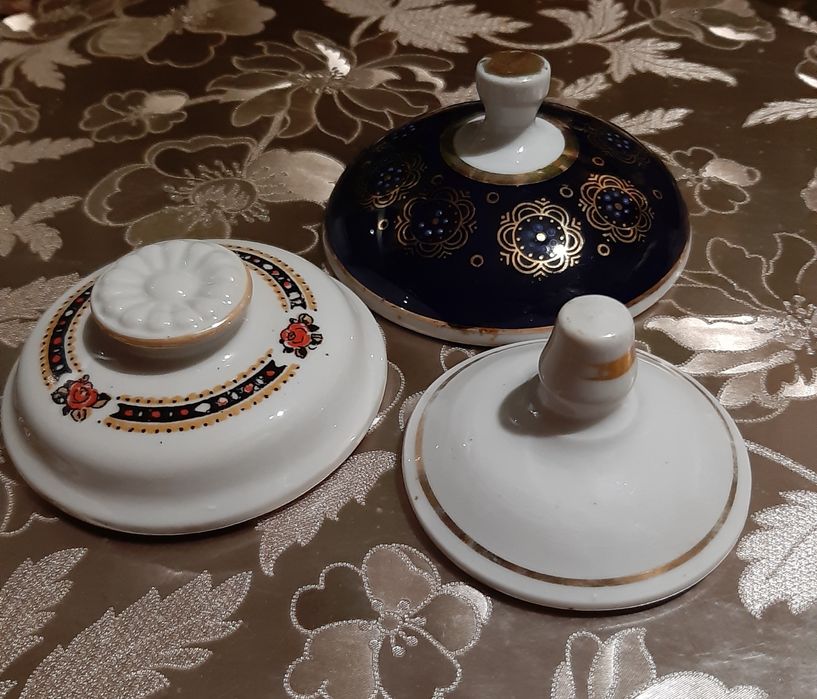 Крышечки для заварника,чайничка и джемницы