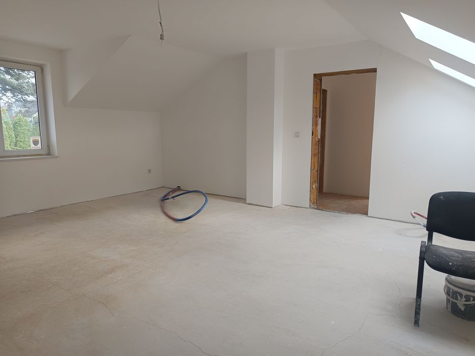 Lokal na poddaszu z klimatem ok 80m