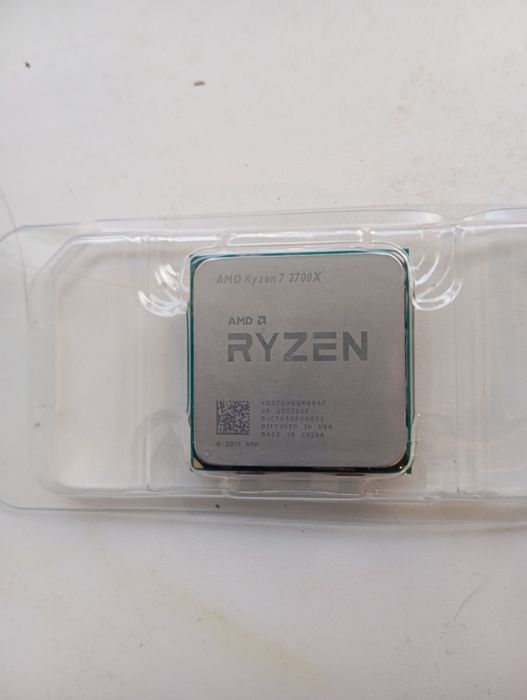 Продам повністю робочий Rayzen 7 2700x