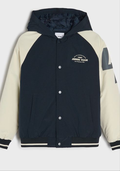 Демісезонна куртка на хлопчика