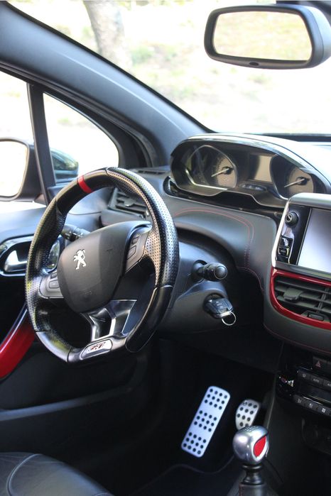 Peugeot 208 Gti 200cv