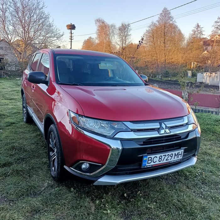 Mitsubishi Outlander Se