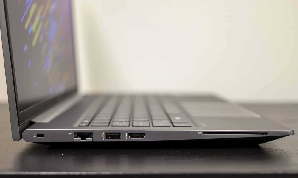 HP ZBOOK  PROFISSIONAL DE TOP I7 4,8GHZ 64GB  ssd m2 512gb 2 graficas