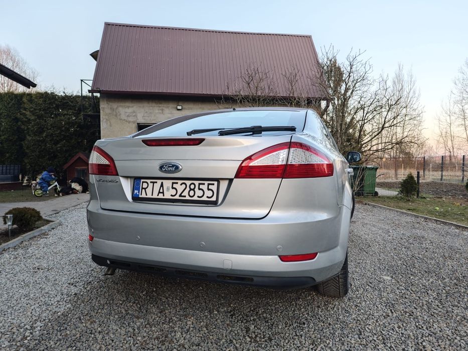Ford  Mondeo 2.0  benzyna
