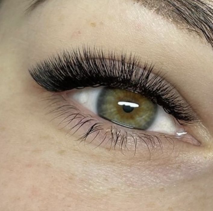 Наращивание , ламинирование ресниц Запорожье Хортицкий район