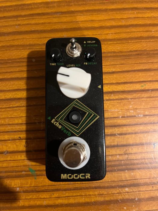Mooer Echoverb reverb delay gitarowy