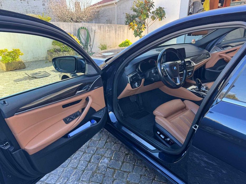 BMW 530 e Luxury Pack