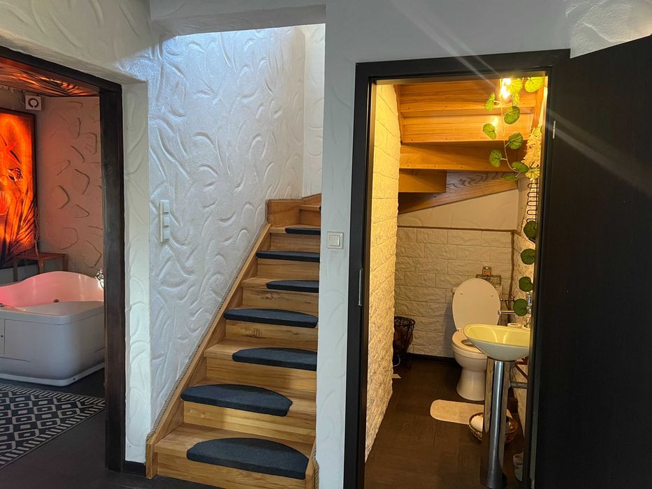 Dom HABIBISPA dla GRUP , 5 sypialni , JACUZZI , SAUNA , jezioro