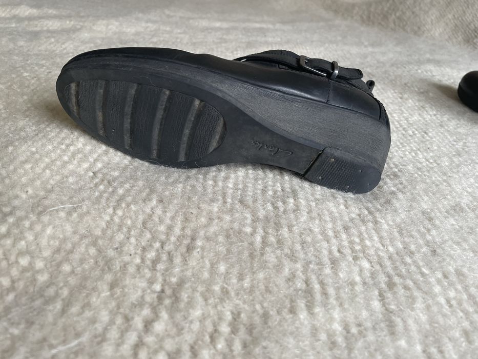 Черевики жіночі вживані 41 розмір фірма clarks