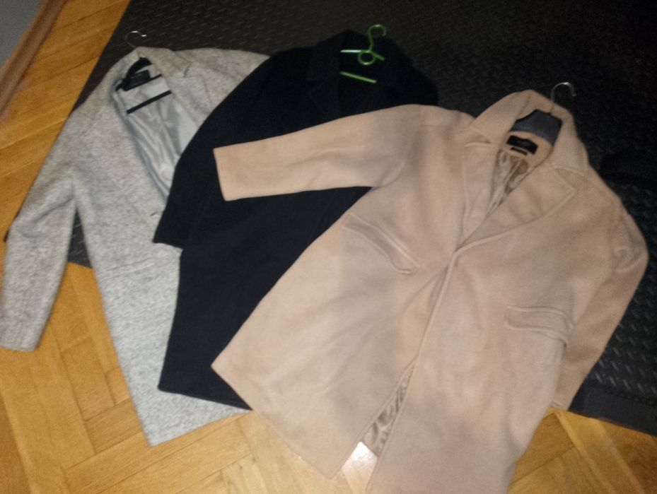 Sprzedam swetry trzy