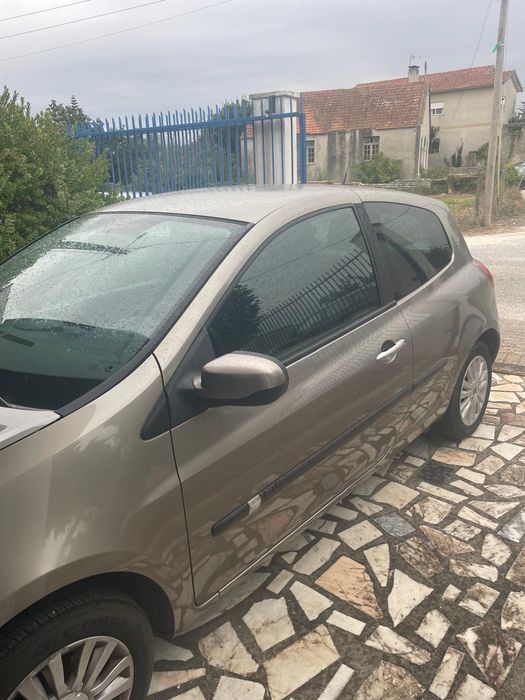 Vendo Reno CLIO 2010