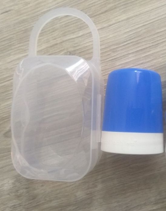 Кришечка Canpol та контейнер для пустушки