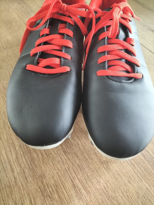 Buty piłkarskie Korki Kipsta rozmiar 40 jak nowe