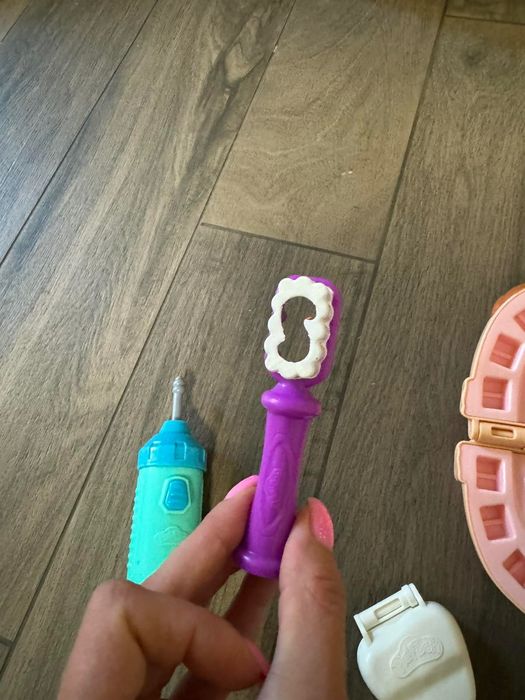 Стоматолог play doh ігровий набір містер зубастик