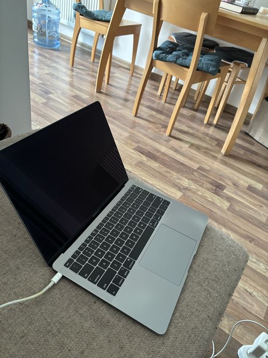 Macbook Air 13  2019 Retina I5