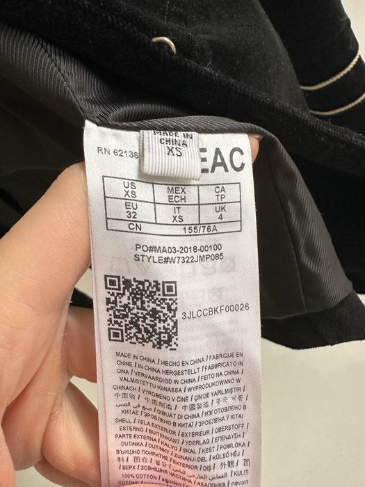 Guess czarna aksamitna marynarka w stylu Balmain