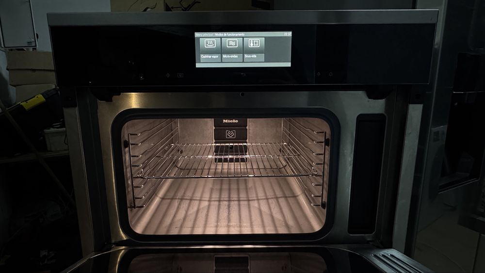 Forno a Vapor Miele DG 6800  45cm   com garantia 1 Ano .