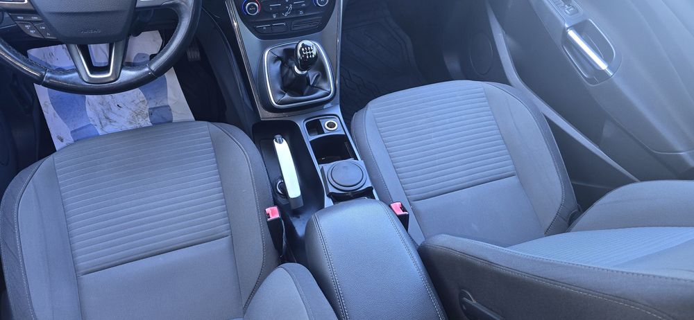 Ford c-Max Titanium 1.5 TDCI 120cv